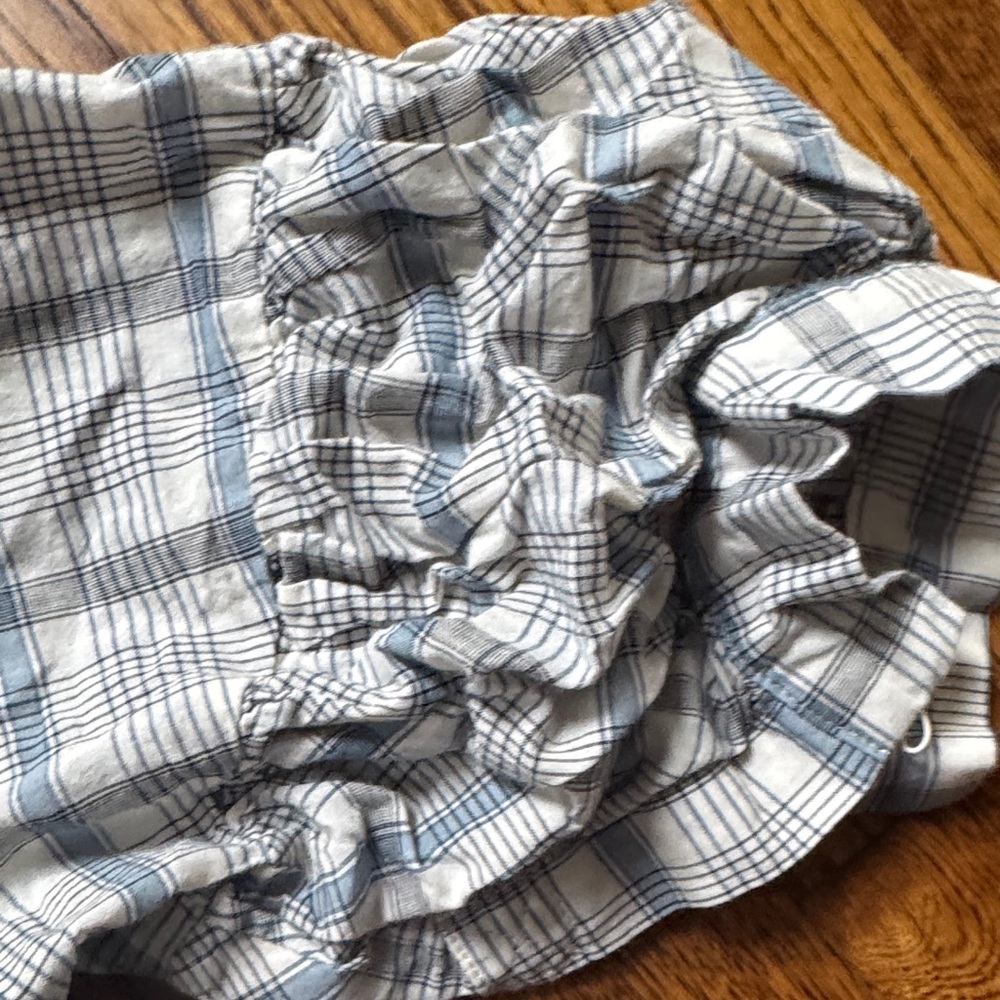 Urban outfitters women’s  Shirt in Gray and White - Picture 4 of 5